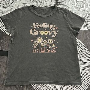 Full Tilt Feeling Groovy Tee-Women’s Medium